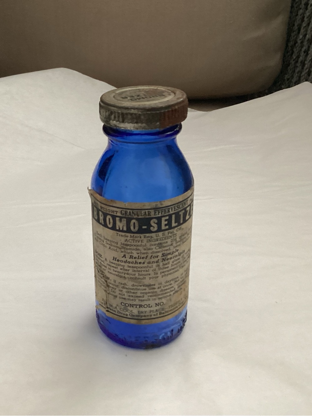 Ant. Bromo Seltzer Cobalt blue glass bottle 1915-1921 based on original label.
